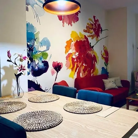 Apartment Rc Reyes Catolicos St Right Beside Trianas Bridge *