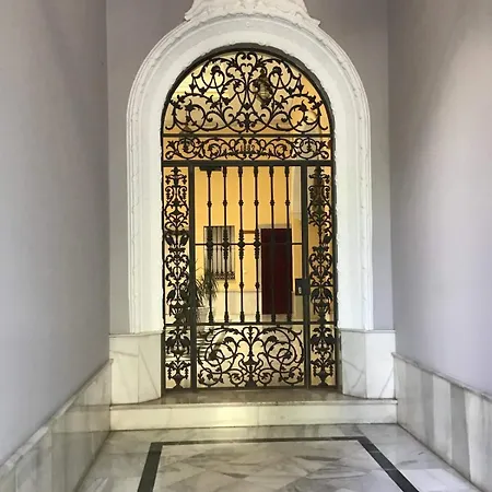 Rc Reyes Catolicos St Right Beside Trianas Bridge Seville
